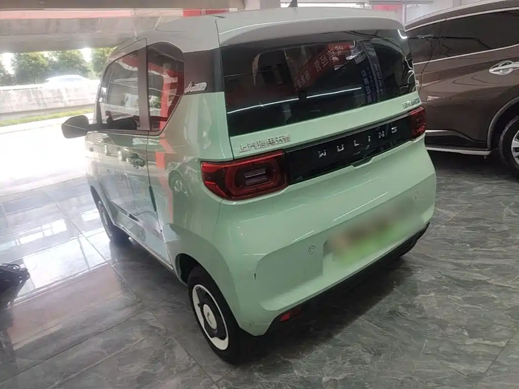 Wuling MINIEV — миниатюра 5