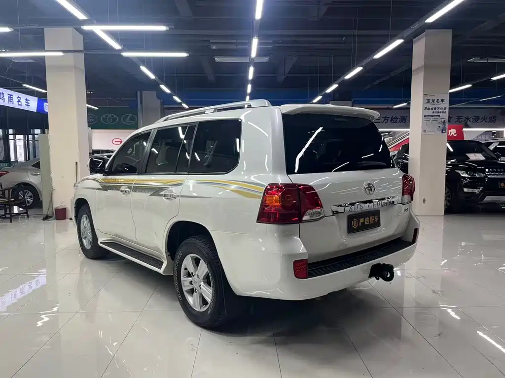 Toyota Land Cruiser — миниатюра 9