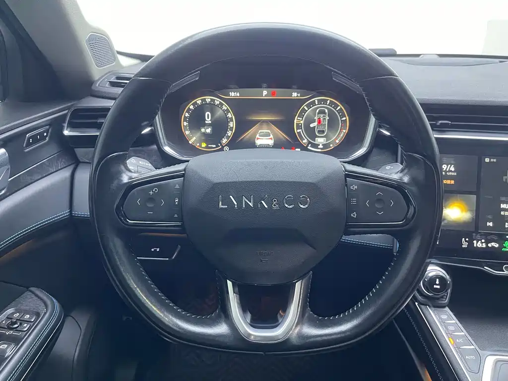 Lynk & Co 05 — миниатюра 18