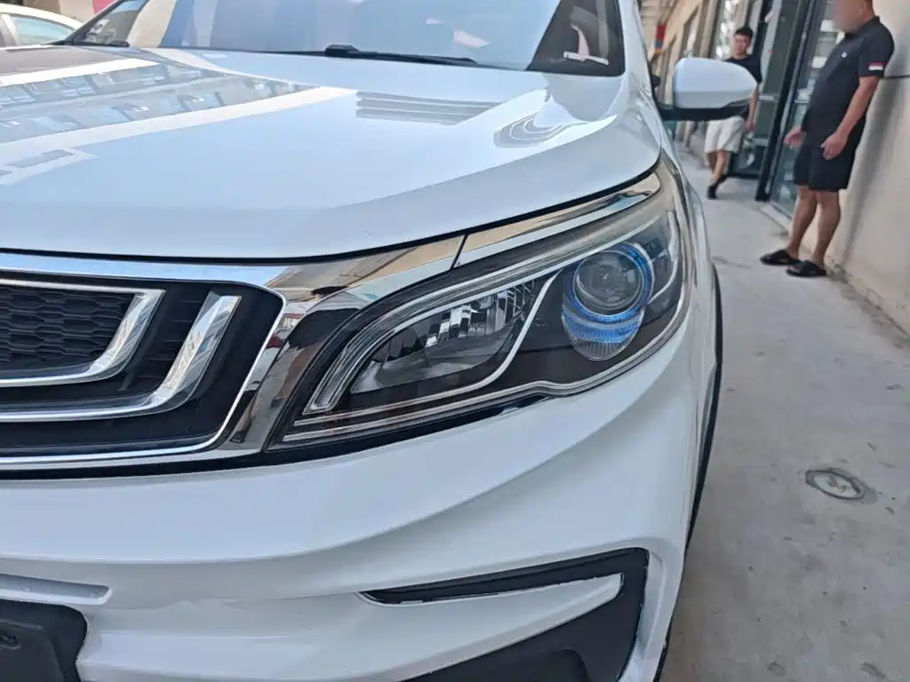 Geely Vision X3 — миниатюра 24
