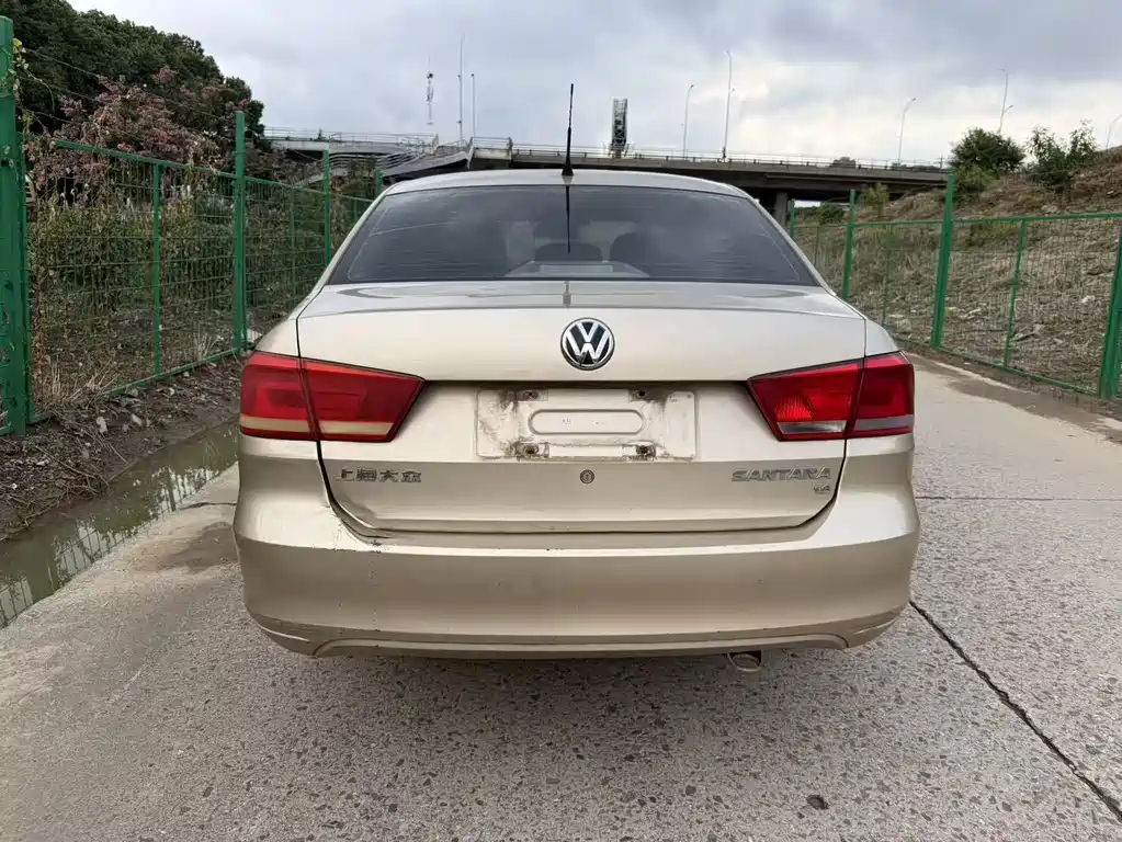 Volkswagen Santana — миниатюра 14