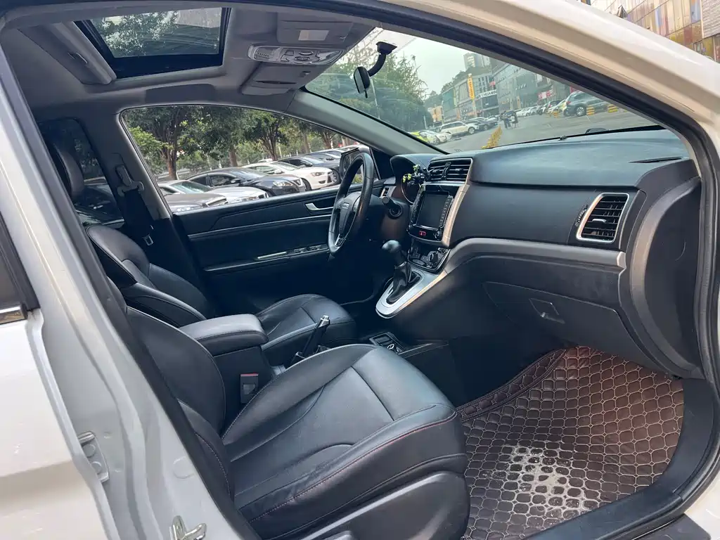 Haval M6 — миниатюра 11