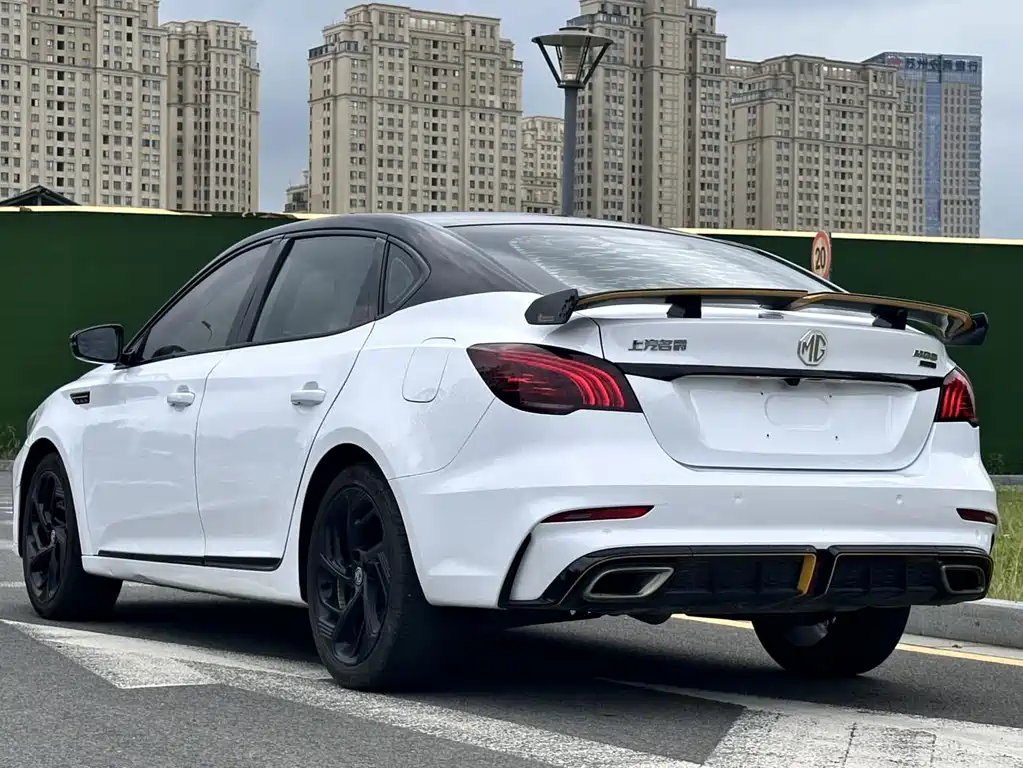 MG MG6 — миниатюра 10