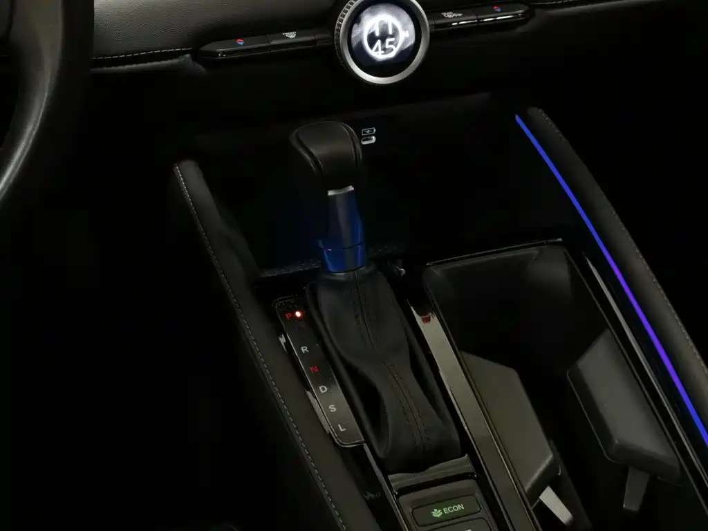 Honda Accord — миниатюра 13