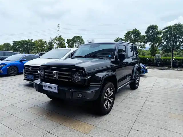 2022 TANK 300