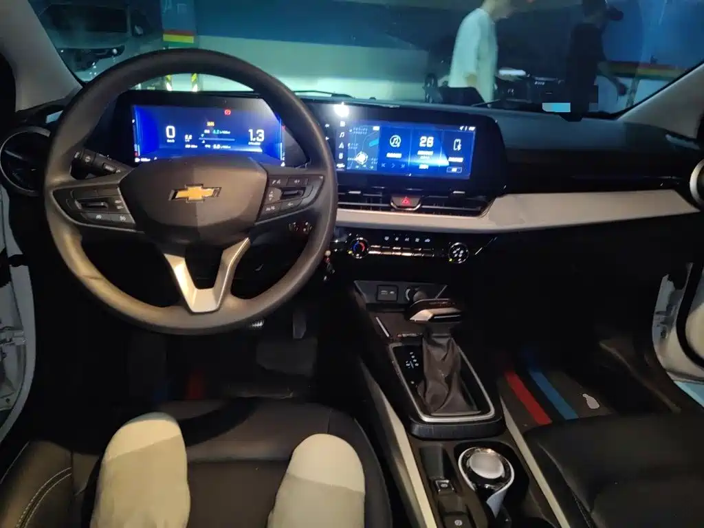 Chevrolet Monza — миниатюра 5