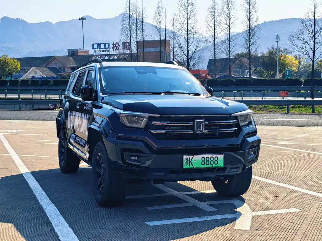 TANK TANK 400 NEW ENERGY