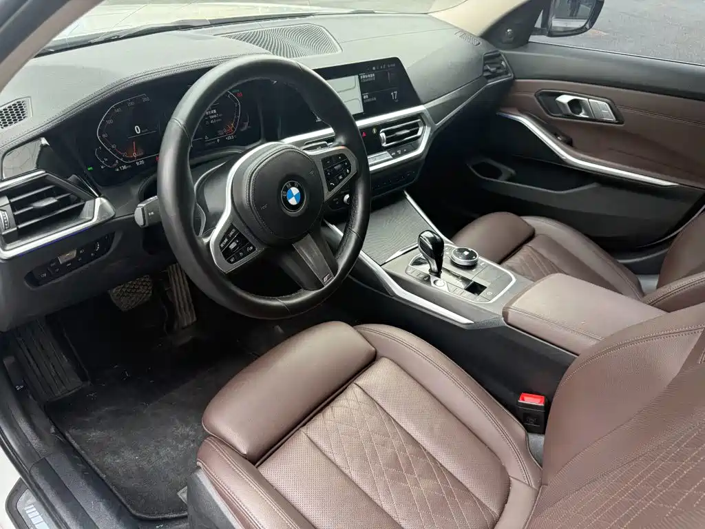 BMW 3 Series — миниатюра 10