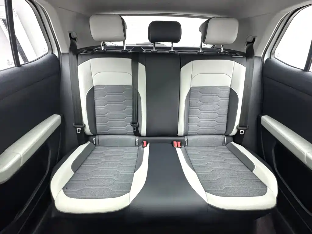 Volkswagen Tharu — миниатюра 8