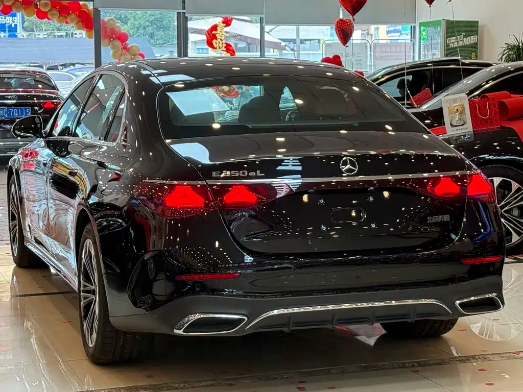 Mercedes-Benz E-Class New Energy — миниатюра 23