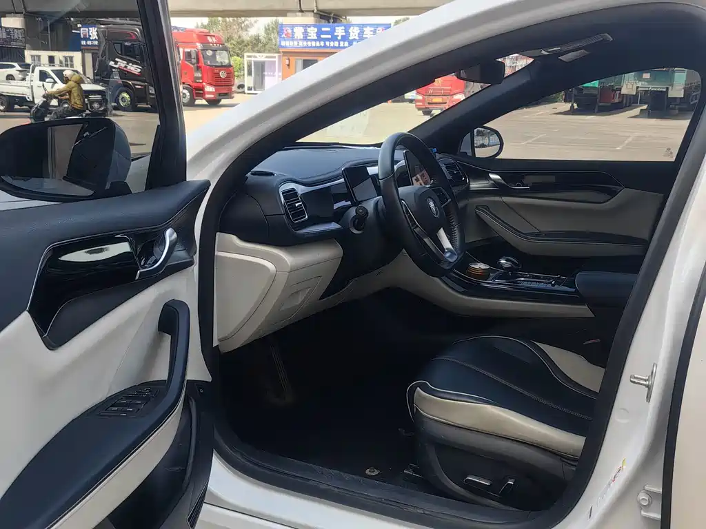 BYD Qin PLUS — миниатюра 9
