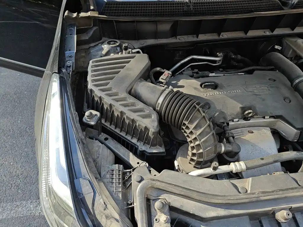Cadillac XT5 — миниатюра 20