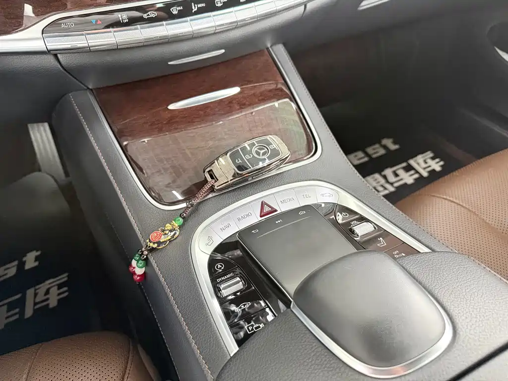 Mercedes-Benz S-Class — миниатюра 10
