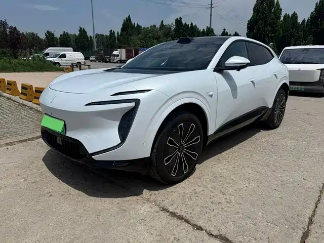 2025 Avatr 07