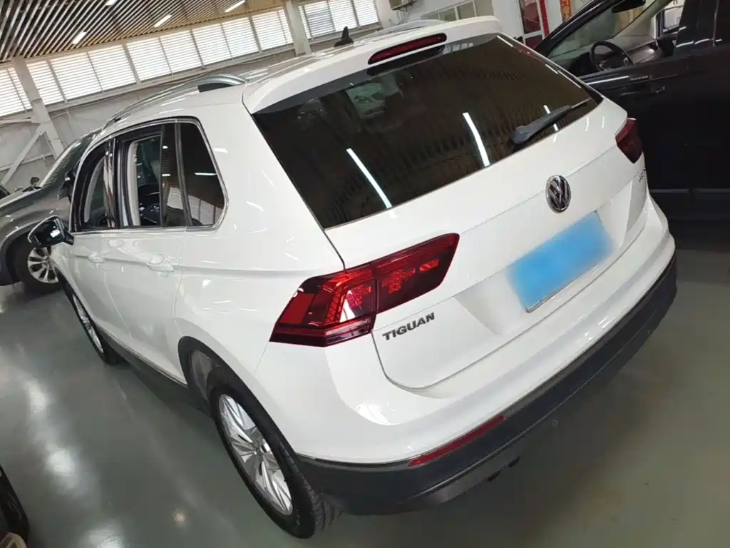 Volkswagen Tiguan — миниатюра 5
