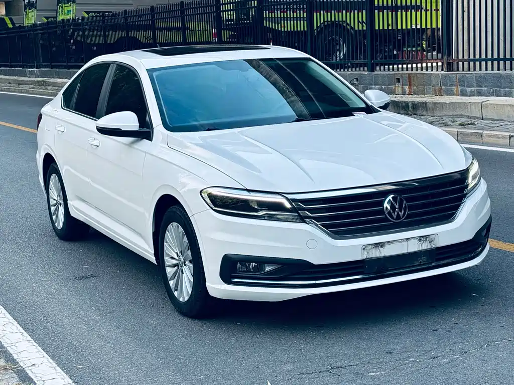 Volkswagen Lavida — миниатюра 3