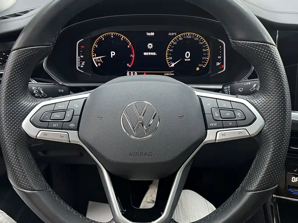 Volkswagen Passat — миниатюра 21