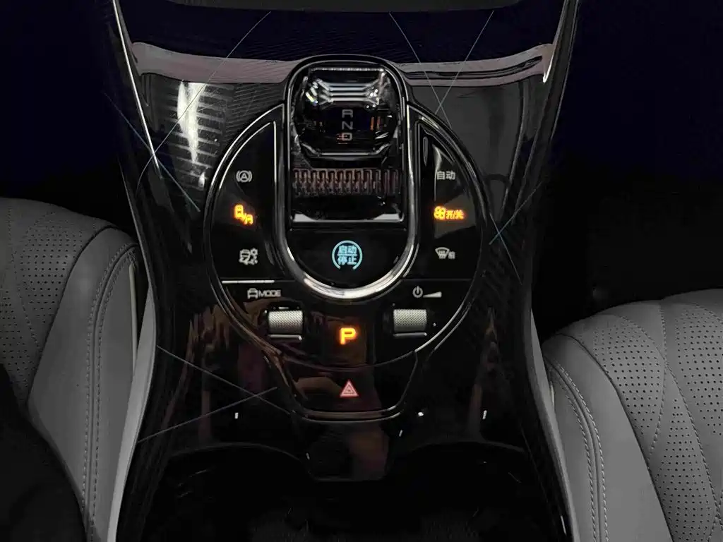 BYD Seal — миниатюра 7