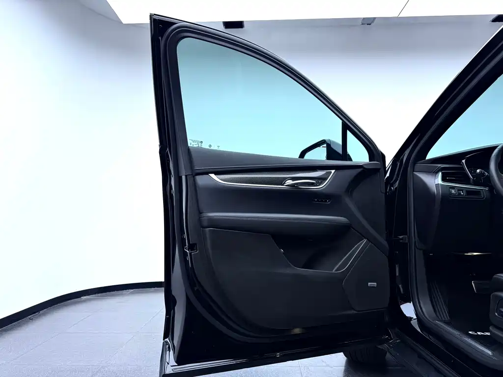 Cadillac XT5 — миниатюра 19