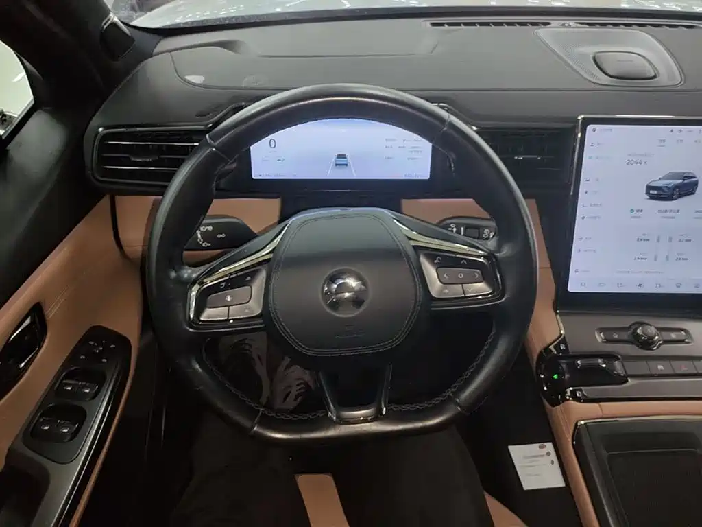 NIO ES6 — миниатюра 11