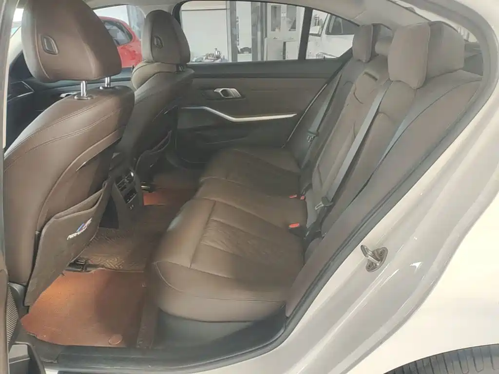BMW i3 — миниатюра 17