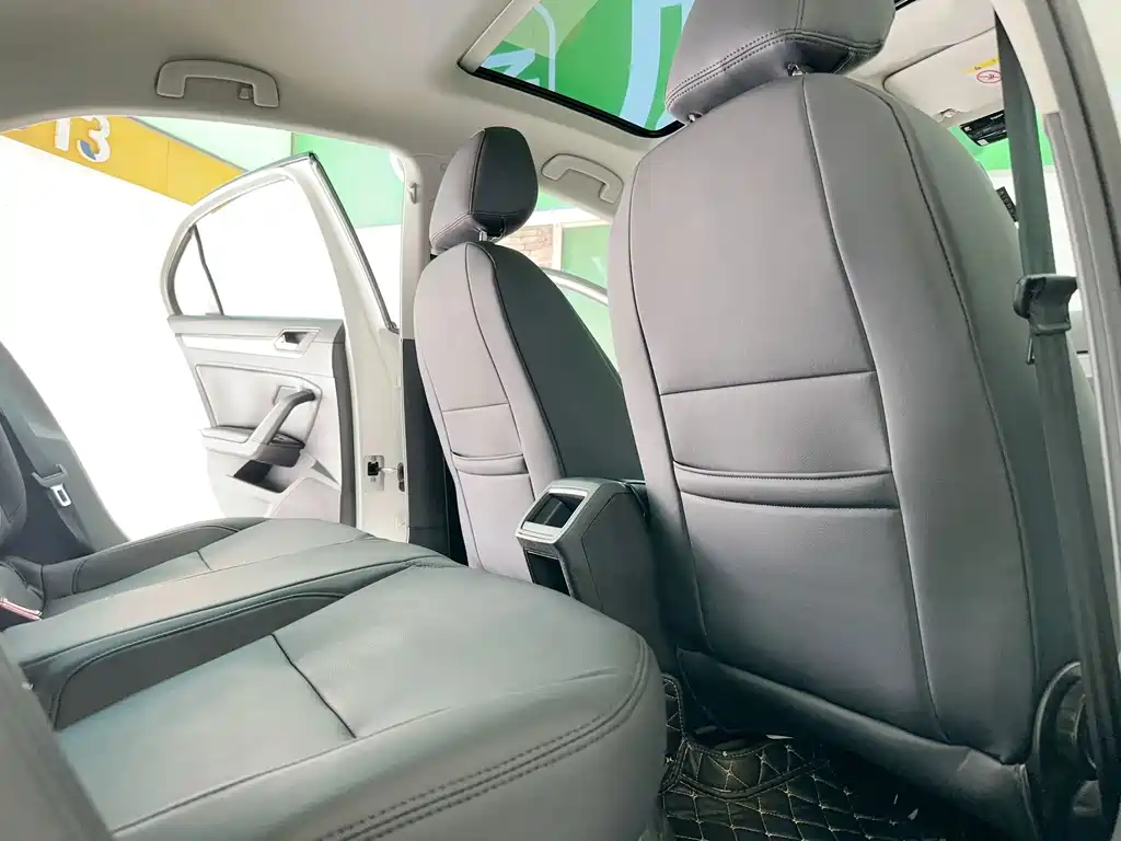 Volkswagen Lamando — миниатюра 12