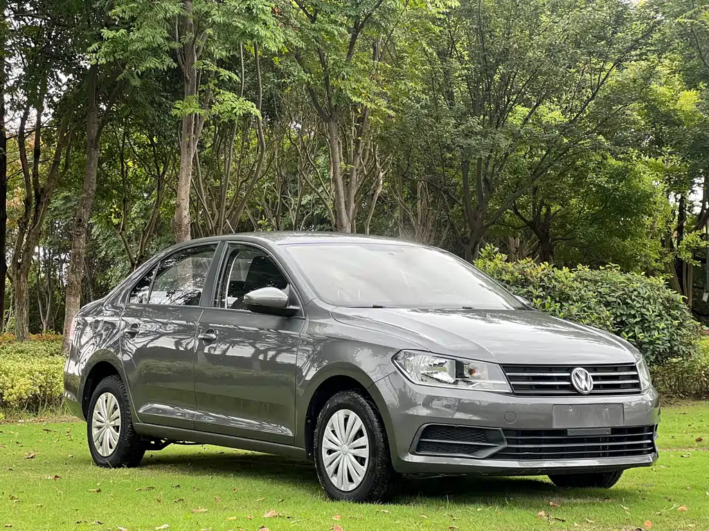 Volkswagen Santana — миниатюра 3