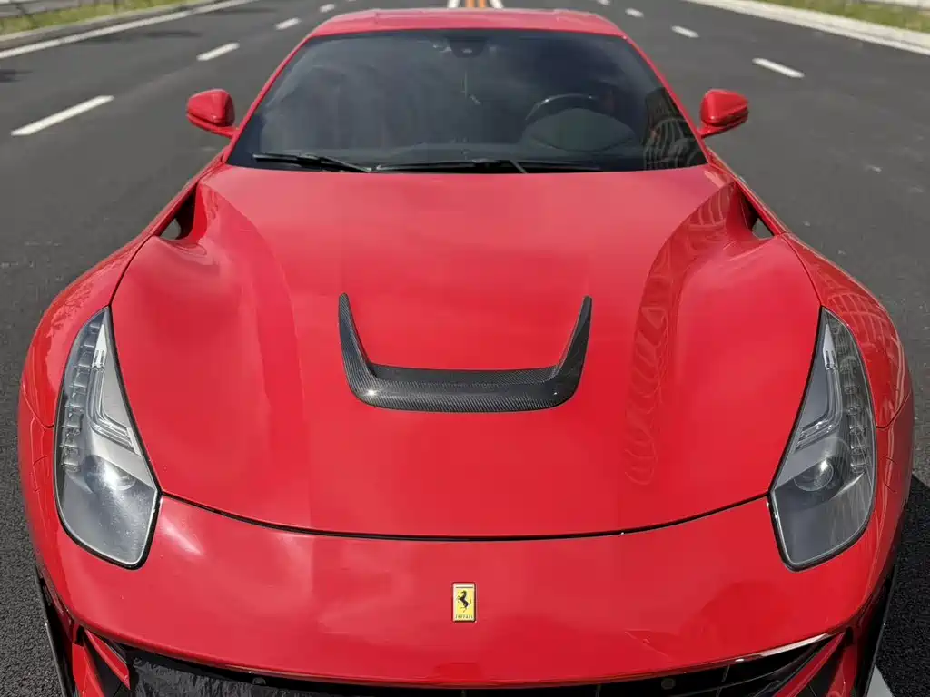 Ferrari F12berlinetta — миниатюра 3