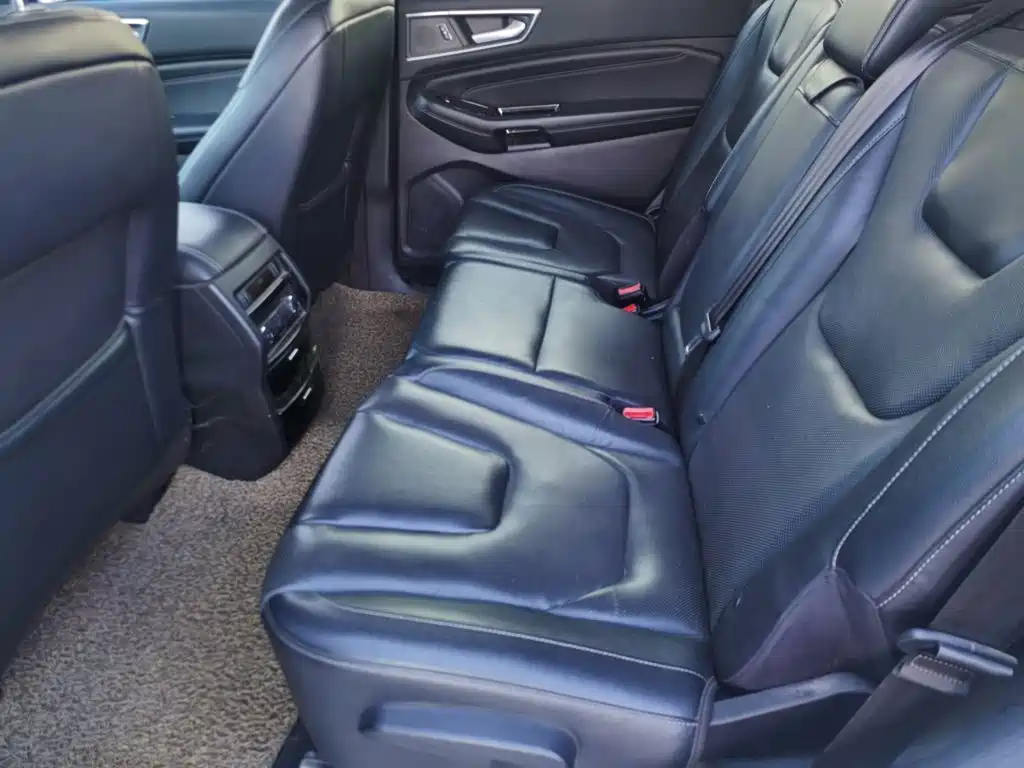 Ford Edge — миниатюра 13