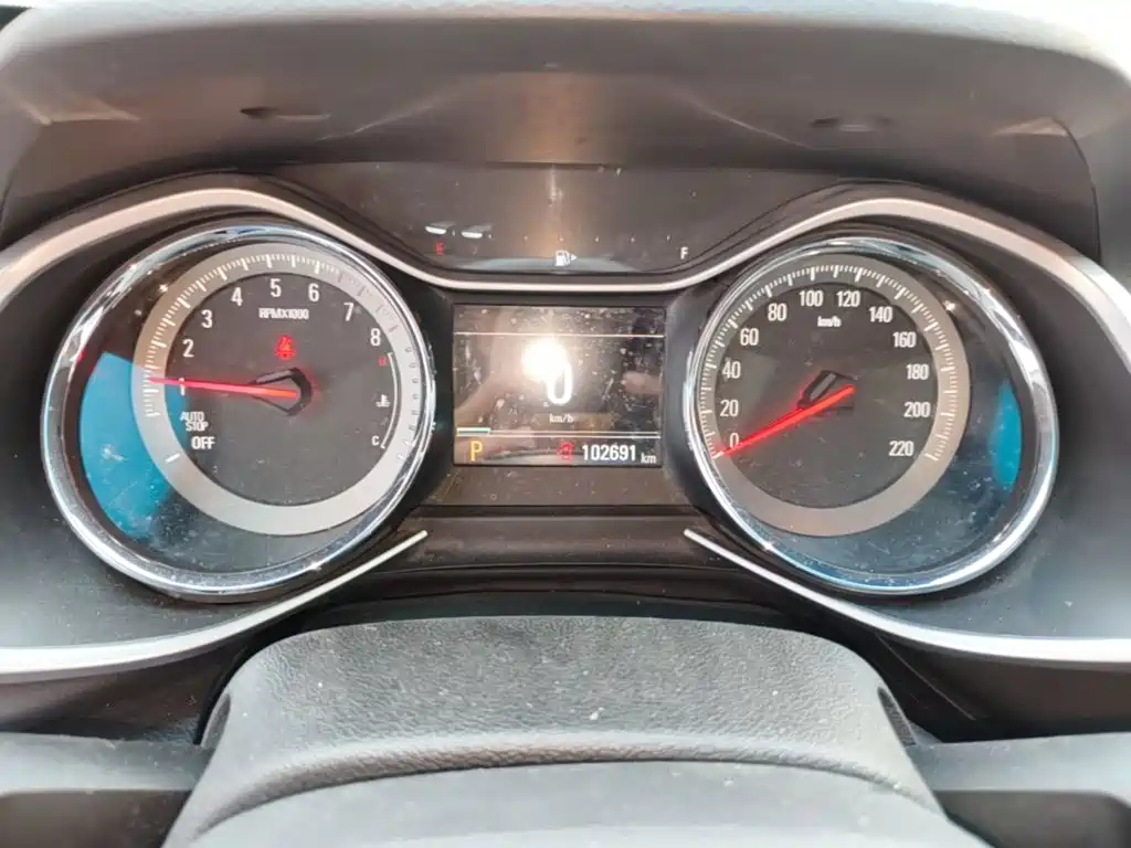 Chevrolet Volando — миниатюра 12