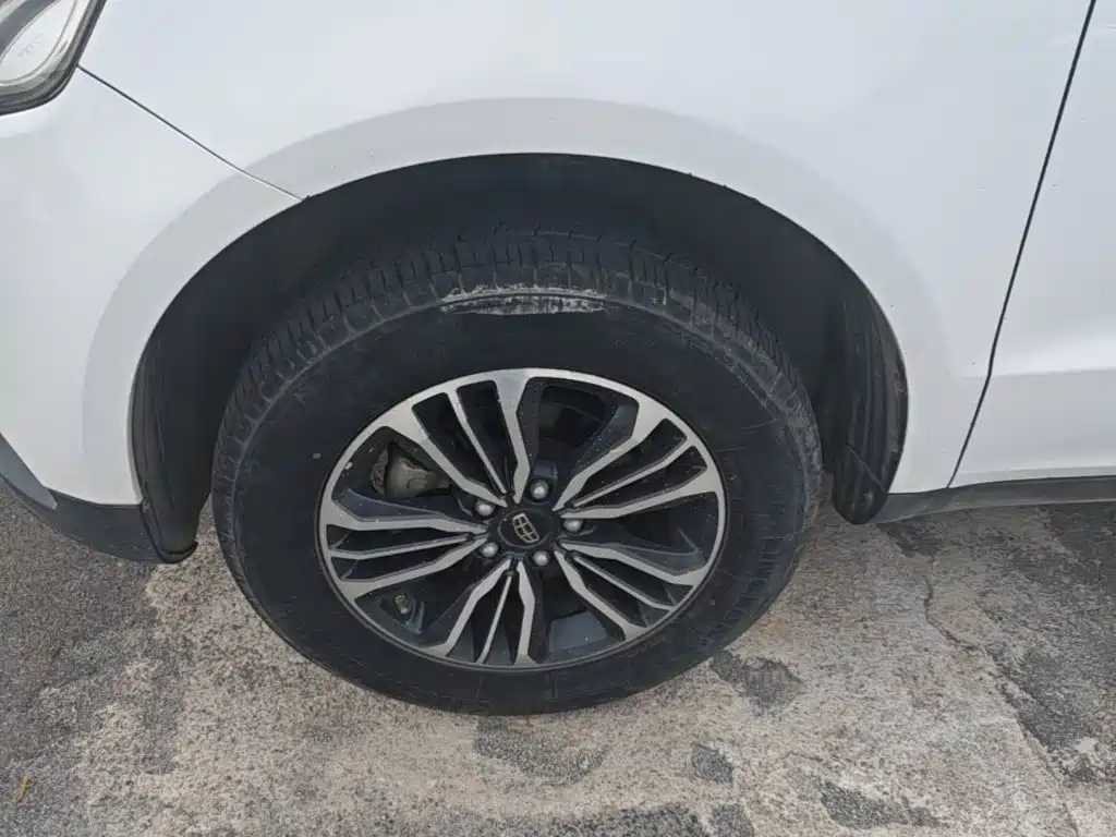 Geely Vision X6 — миниатюра 23