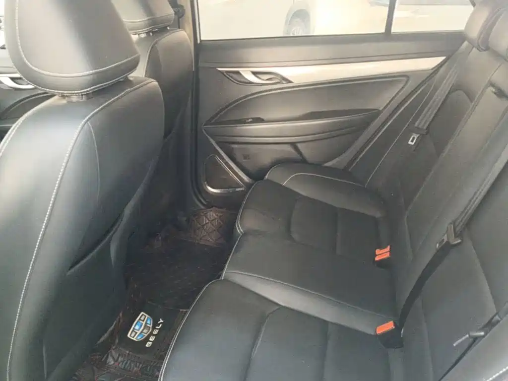 Geely Emgrand — миниатюра 17