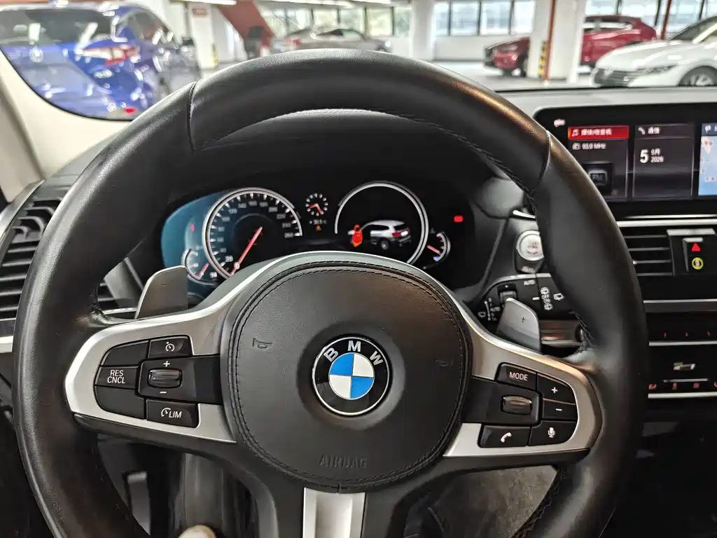 BMW X3 — миниатюра 11