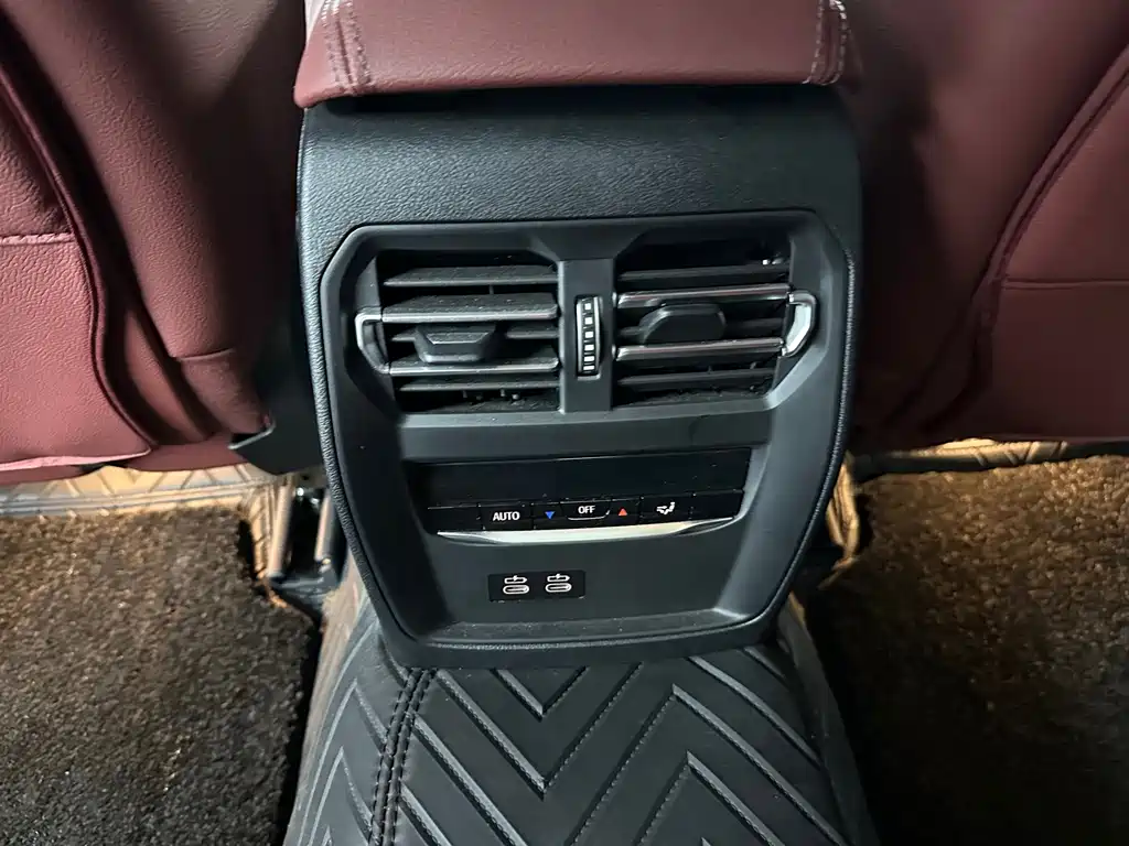 BMW 3 Series — миниатюра 12