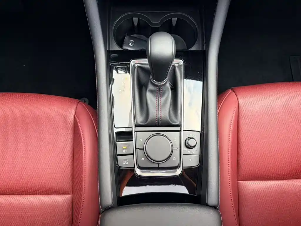 Mazda 3 Axela — миниатюра 21