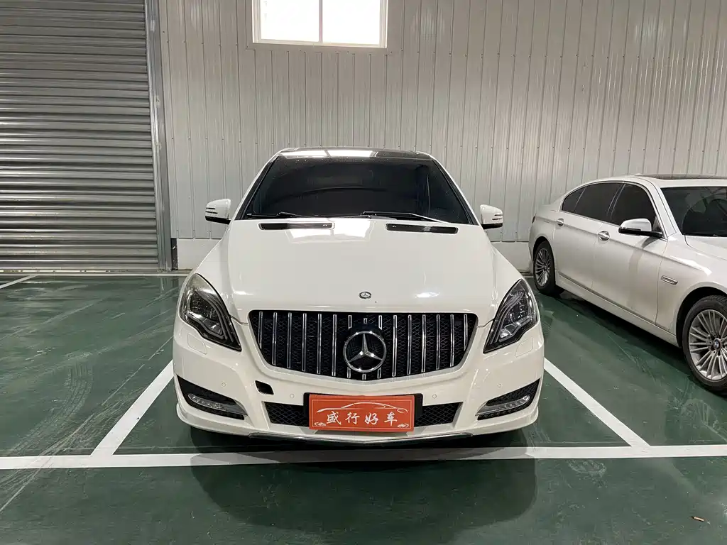 Mercedes-Benz R-Class — миниатюра 2