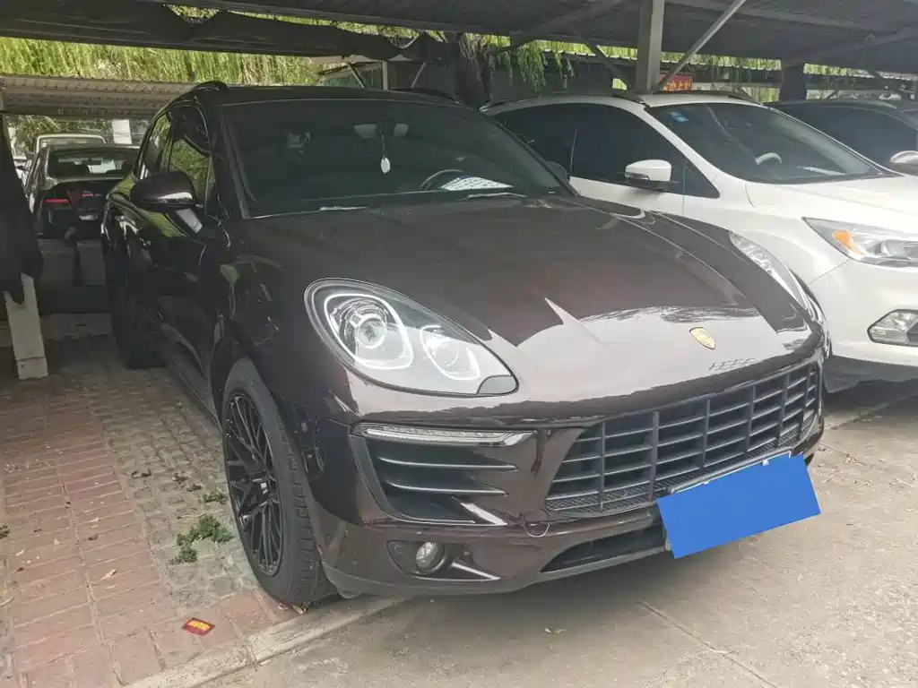Porsche Macan — миниатюра 3