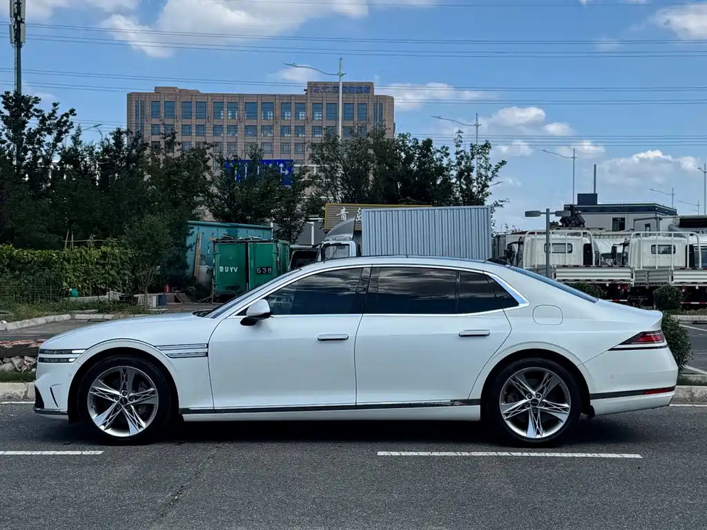 Genesis G90 — миниатюра 4