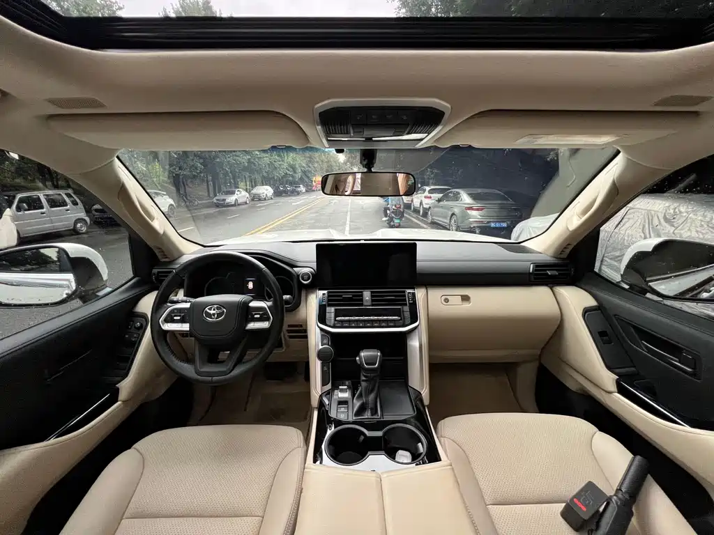 Toyota Land Cruiser — миниатюра 9
