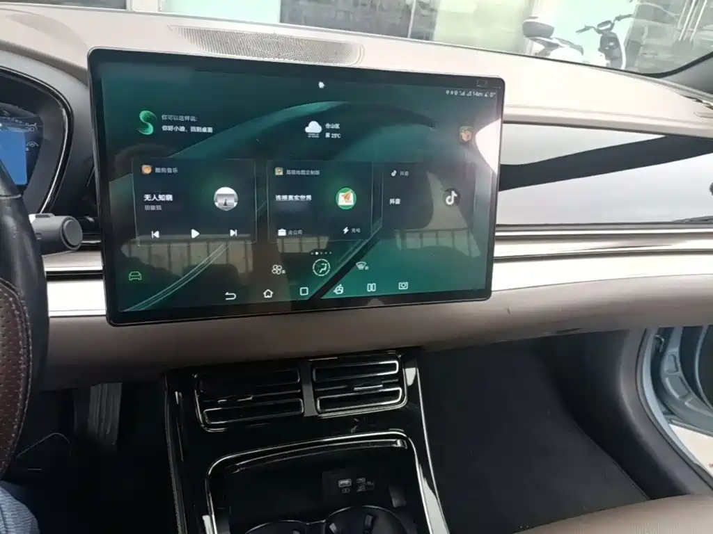BYD Han — миниатюра 10