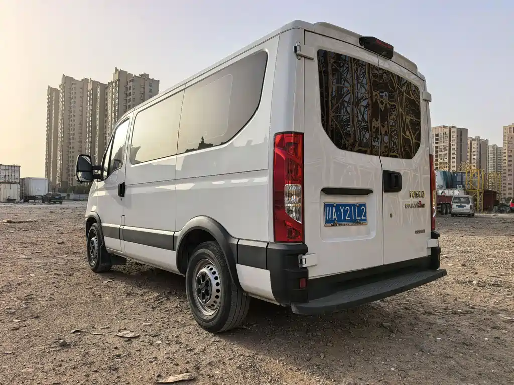 IVECO OUSHENG