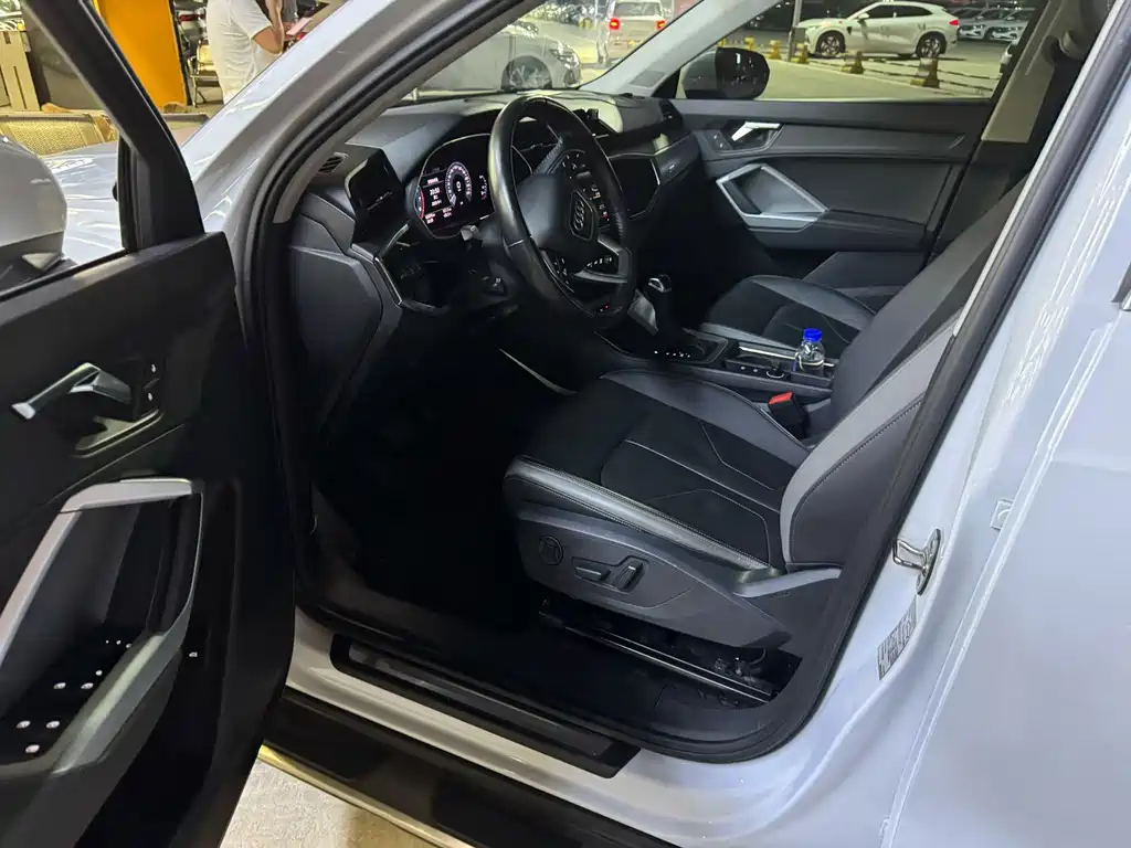 Audi Q3 — миниатюра 4