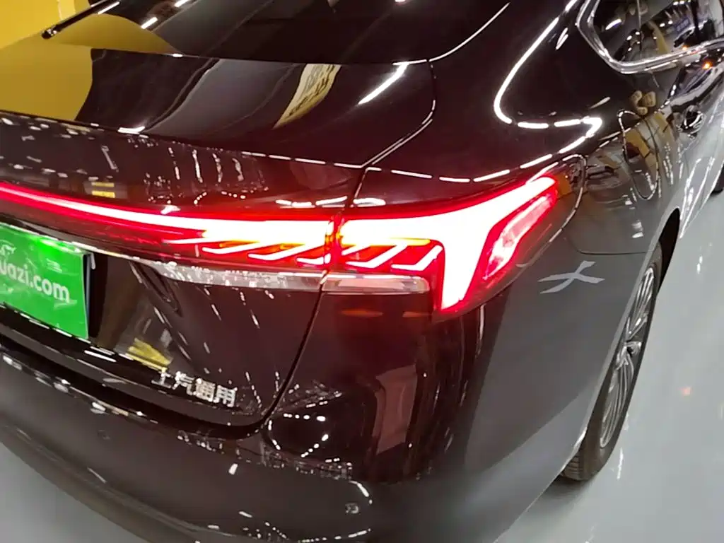 Buick LaCrosse — миниатюра 8
