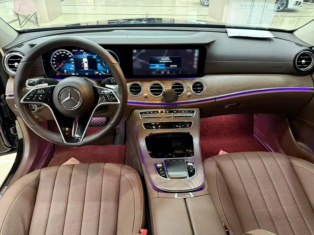 Mercedes-Benz E-Class — миниатюра 6
