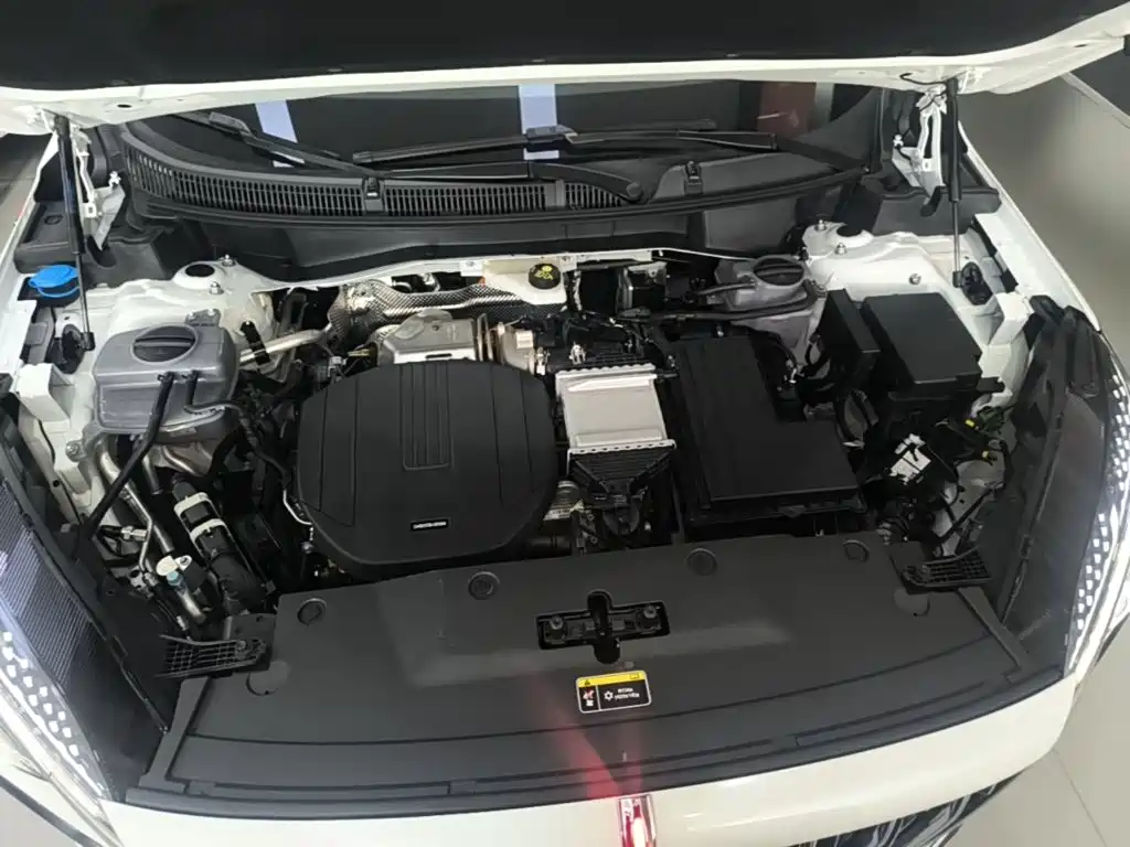 Hongqi Hongqi HS3 PHEV — миниатюра 20