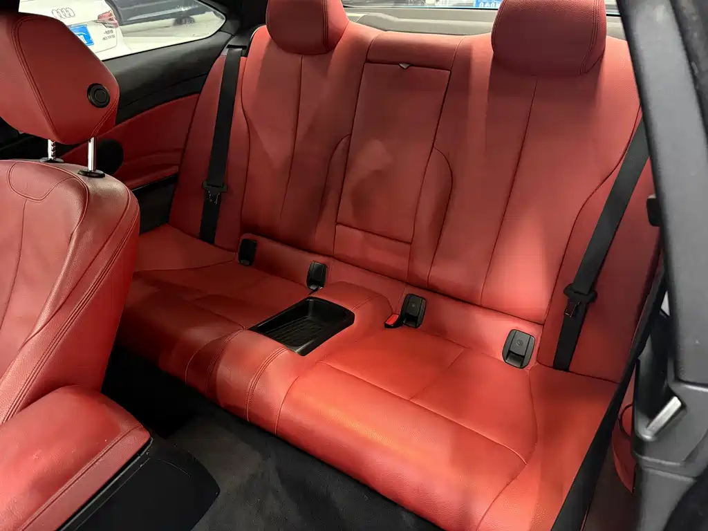 BMW 4 Series — миниатюра 14