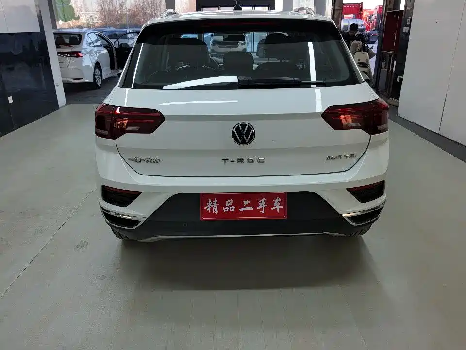 VOLKSWAGEN T ROC EXPLORING SONGS