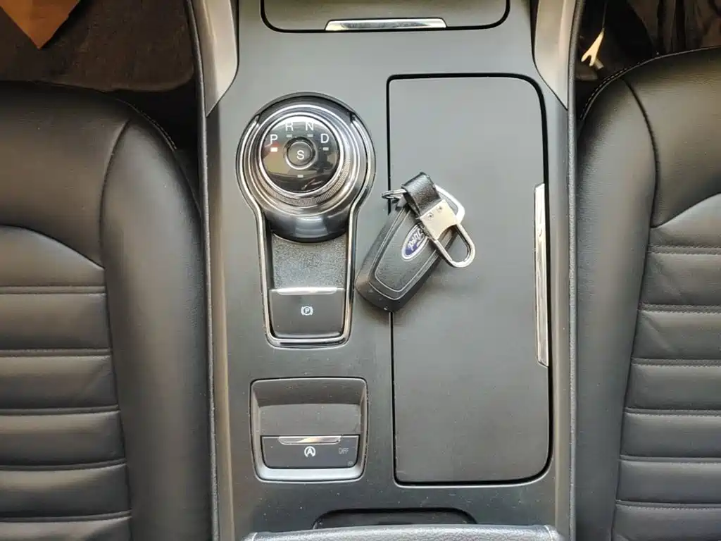 Ford Mondeo — миниатюра 14