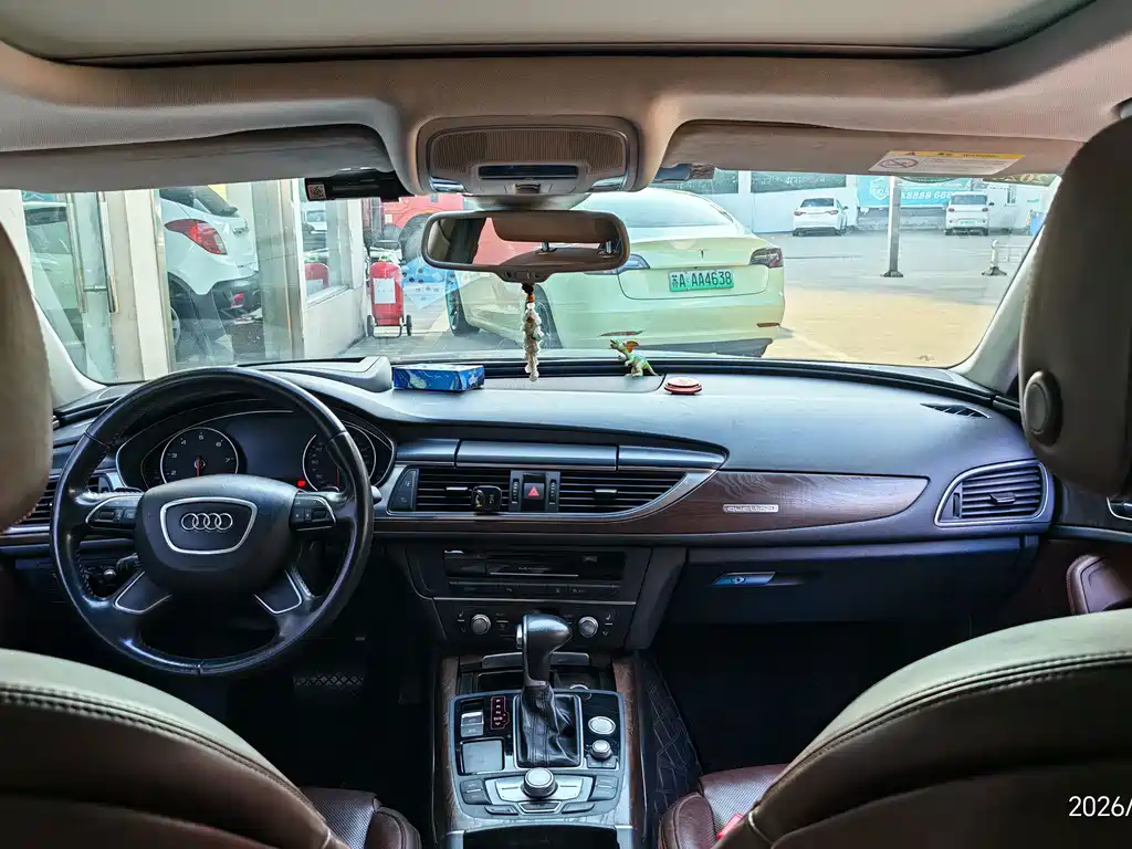Audi A6L — миниатюра 10