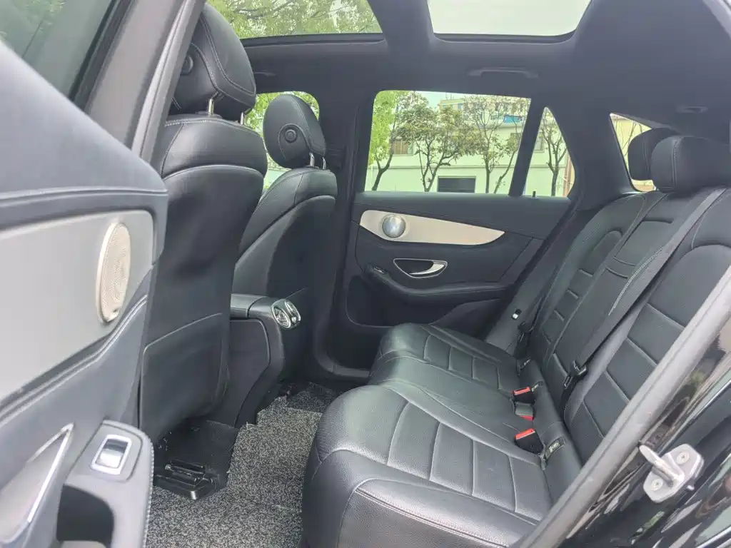 Mercedes-Benz GLC 2017 GLC 200 4MATIC